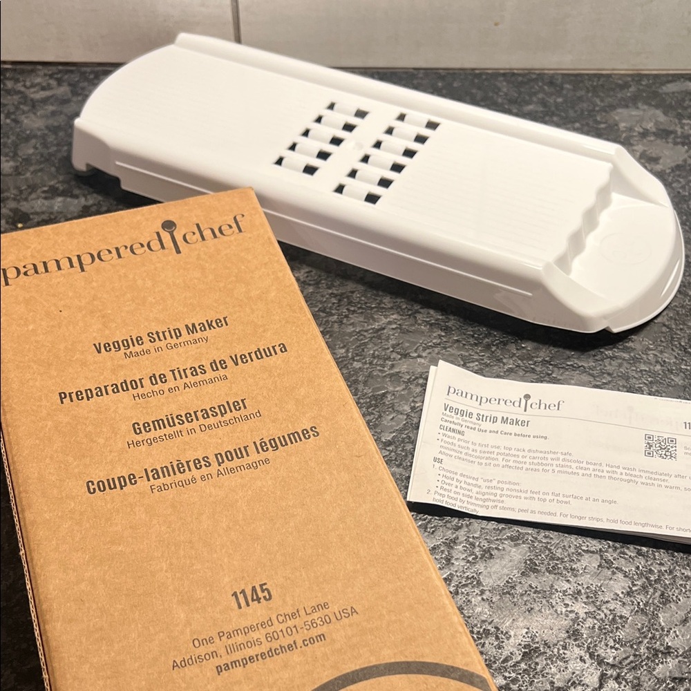 Pampered Chef White Veggie Strip Maker. New in box. Instructions included